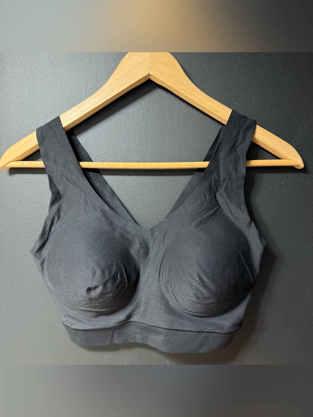 Chantelle Softstretch Padded V-Neck Bra Top (C16A10) M/L